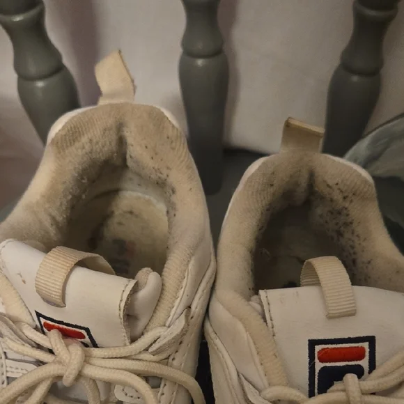 Fila White Platform Sneakers with Retro Design - Picture 7 of 9